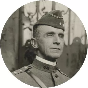 Robert Lee Bullard - Senior officer