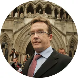 Robert Murat - TV personality