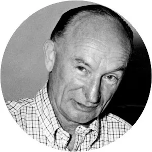 Robert Stevenson  - Film director