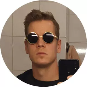 Robert Topala - Video game programmer