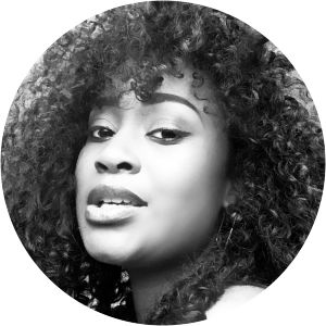 Roberta Lea - Singer