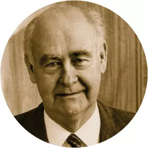 Roberto Alemann