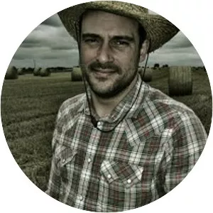 Roberto Auser - Musical artist