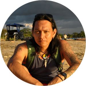 Roberto Awanari photograph