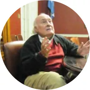 Roberto Cirilo Perdía