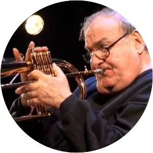 Roberto Fats Fernandez