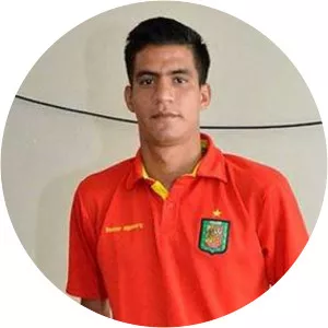 Roberto Luzarraga - Football player