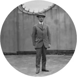 Roberto V. Pesqueira