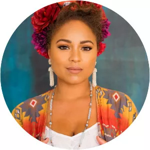 Robin Barnes - Singer