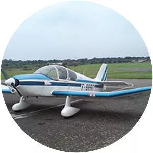 Robin DR-221