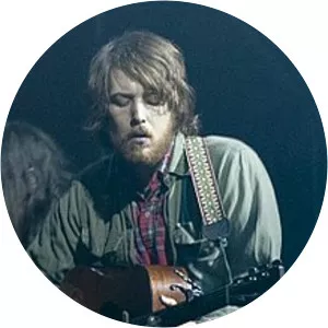 Robin Pecknold
