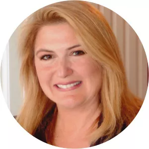 Robin Rosenzweig - Film producer ‧ Elliott Broidy's wife