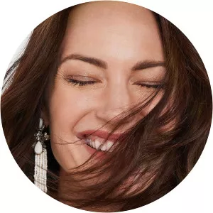 Robin Wall's Summer Host Picks