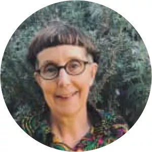 Robyn Annear - Author