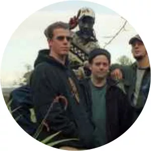 Rockamovya - Musical group