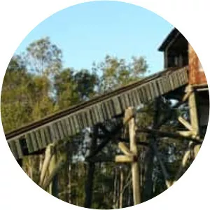 Rocky Hollow Log Ride