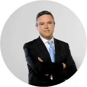 Rogelio Mora Tagle - TV personality