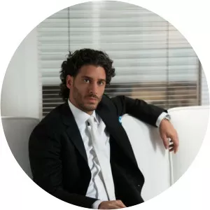 Rogelio Rivadeneira - Fictional character