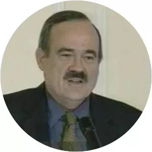 Roger Bruns - Author