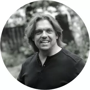 Roland Gugganig - Writer