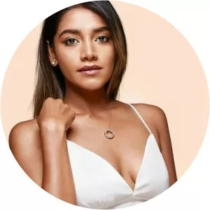 Romaine Willis - Singer