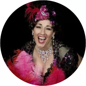 Romany, the Diva of Magic