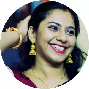 Romi Saha photograph