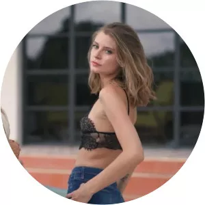 Romy Deckert photograph