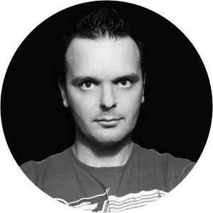 Ronald-V - Musical artist