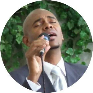 Ronaldo Fagundes - Musical artist