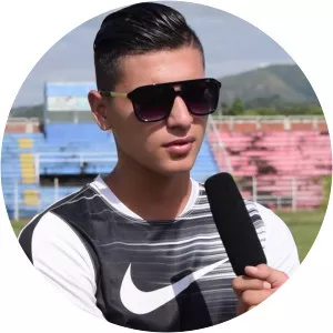 Ronaldo Tavera - Football player