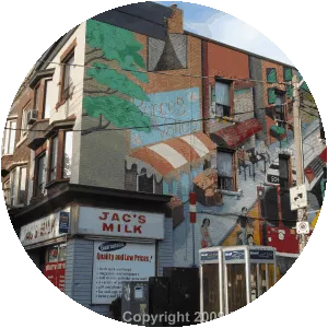 Roncesvalles Village