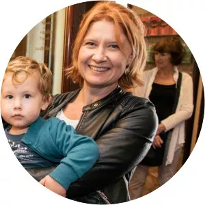 Ronja Horvat photograph