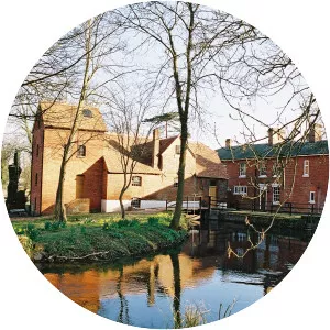 Rooksbury Mill - Building in Andover, England