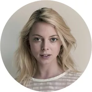 Roos van Erkel - Actress