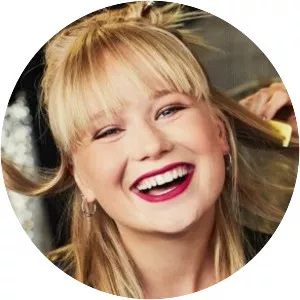 Roos Wiltink - Actress