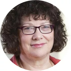 Ros Kerslake photograph