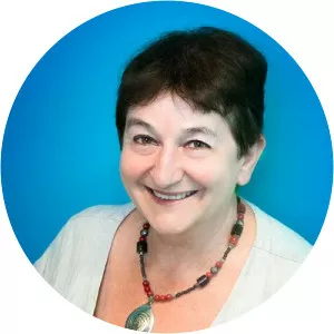 Ros Schwartz - Translator