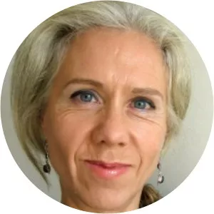 Rosalind Wates - Author