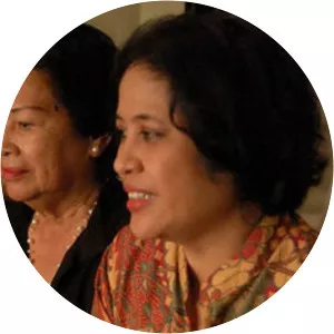 Rose Suyono photograph