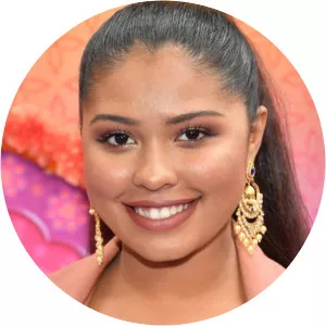 Roshni Edwards - Actress