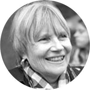 Rosi Hanson - Writer