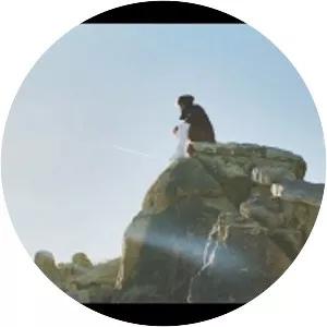 Round2Crew - Musical group