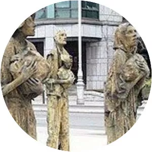 Rowan Gillespie - Irish sculptor