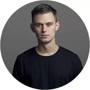 Rowen Reecks - Musical artist