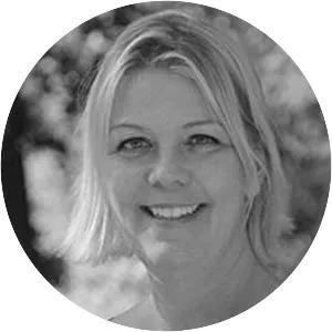 Roxanna Sjöstedt - Author