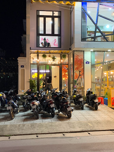 Royal milk tea - Cafe