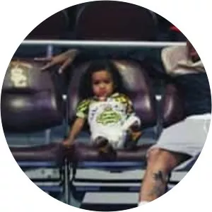 Royalty - Studio album by Chris Brown