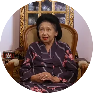 Roza Salim photograph