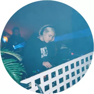 Roza Terenzi - Musical artist